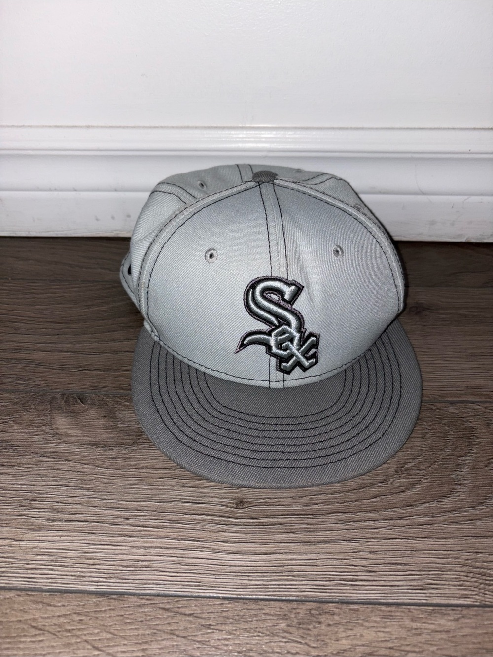 59Fifty Chicago White Sox Gray Pop by New Era Gray - Gray UV